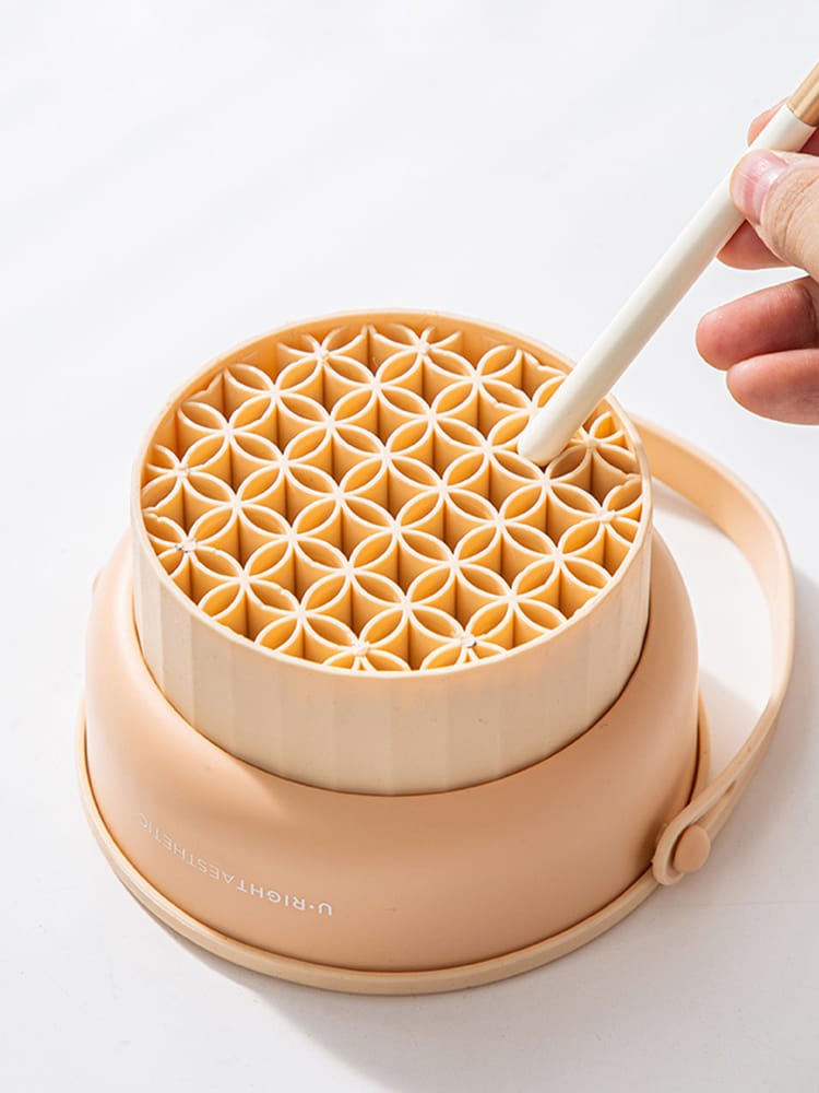 2 in 1 Silicone Makeup Brush Cleaning Bowl with Dryer on the other side