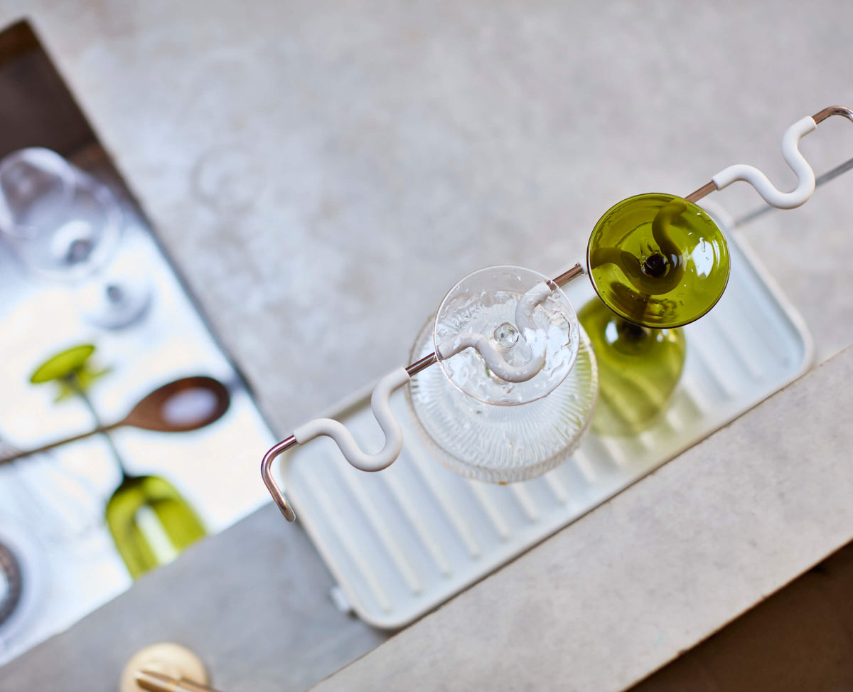 Joseph Joseph DrySmart rack rubberised grips protecting a wine glass stem