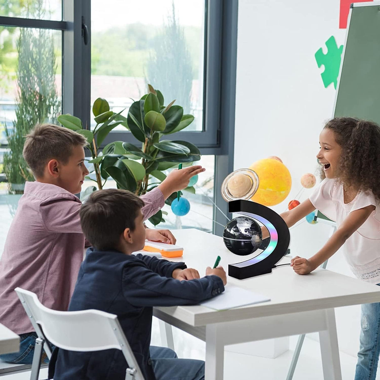 Magnetic Levitating Globe with LED Light