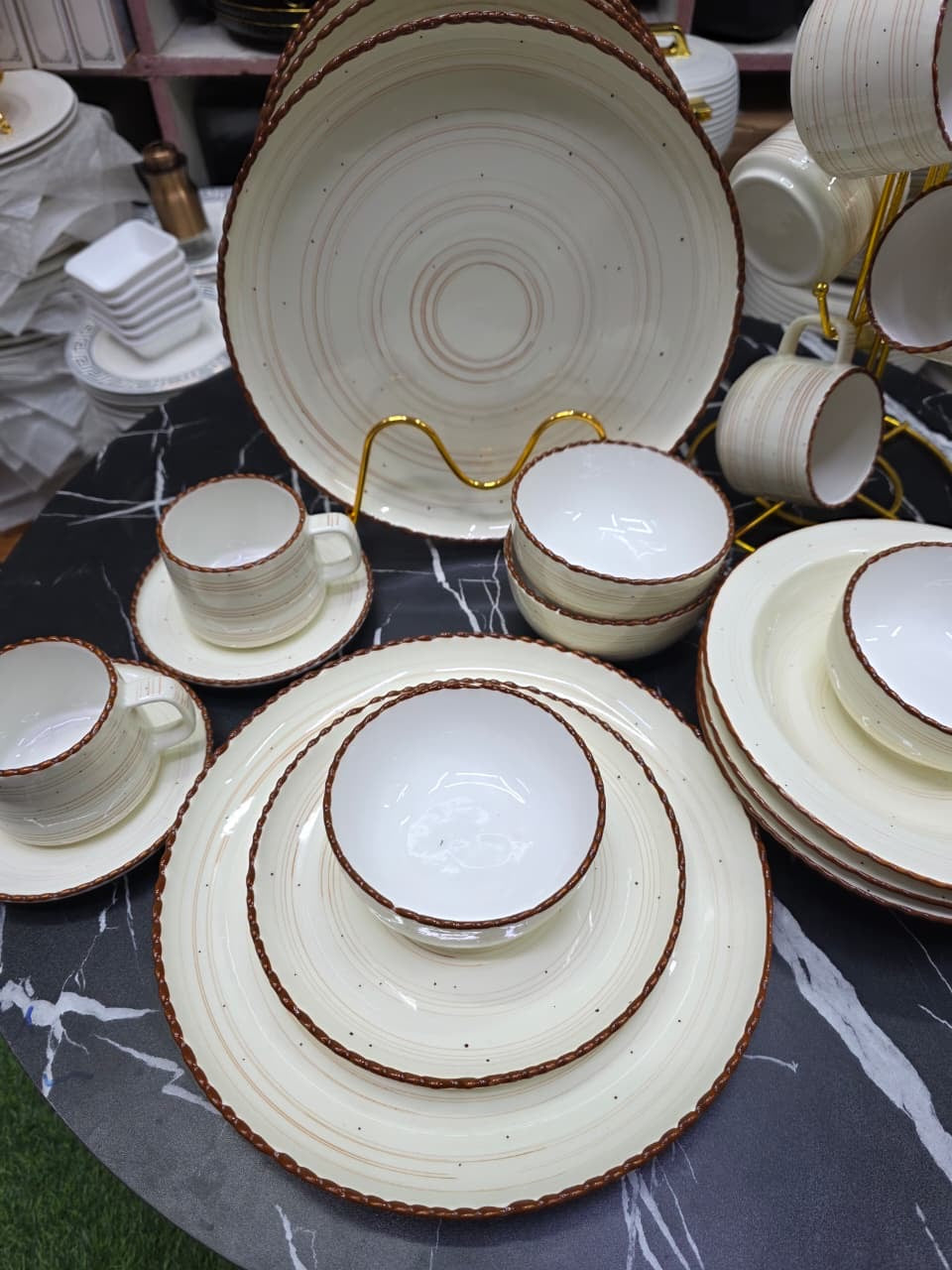 36pcs Elegant European Kiln Porcelain Dinner Set Luxury Sleep for the Modern Kenyan Home