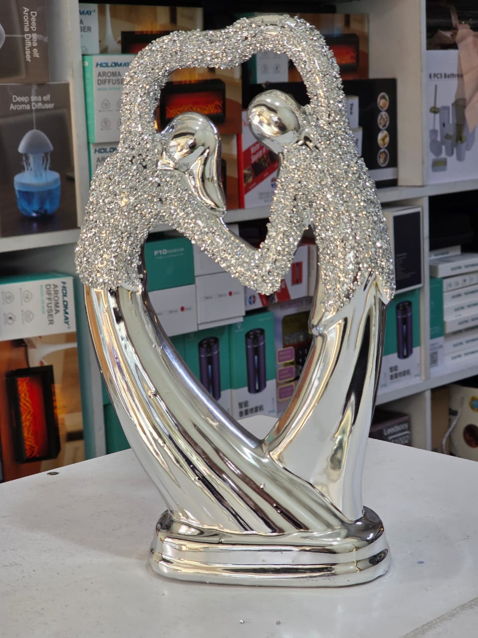 Dancing sculpture decor