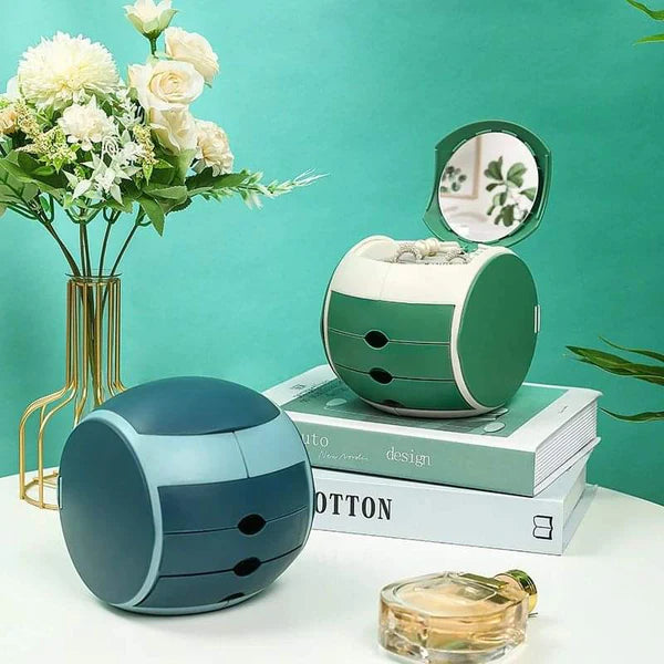 Ball shaped jewellery box