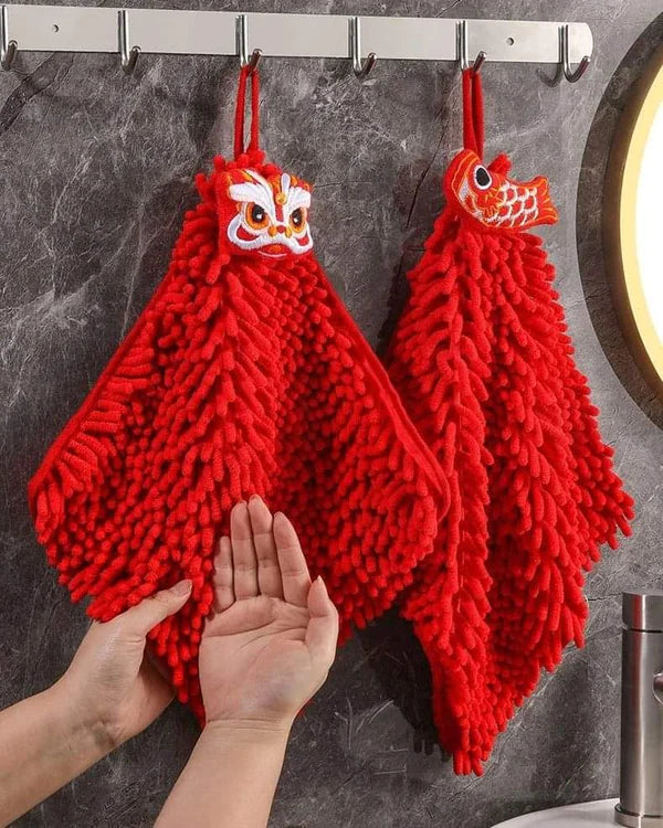 Red chenille microfiber kitchen/bathroom towels
