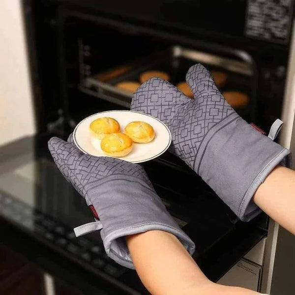 6 piece set of heat resistant oven mitts and pot holders
