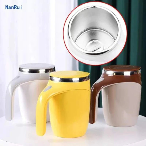 Battery operated self stirring cup