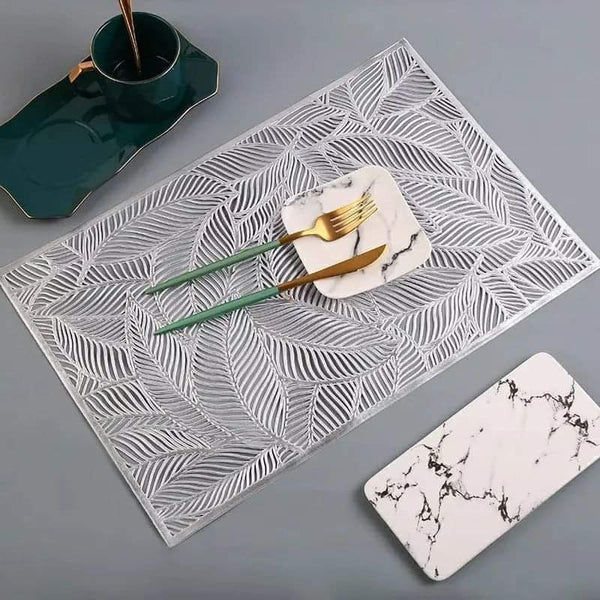 Non - Woven Table Mats