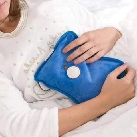 Large 2.5L hot water bottle with a fleece cover