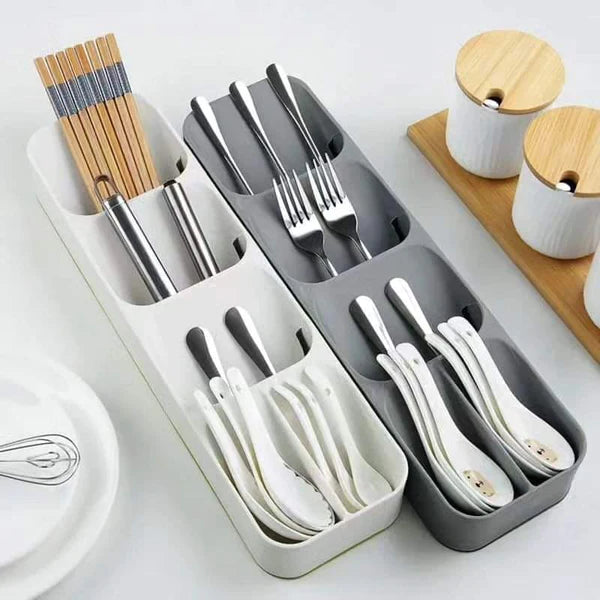Compact Cutlery Holder