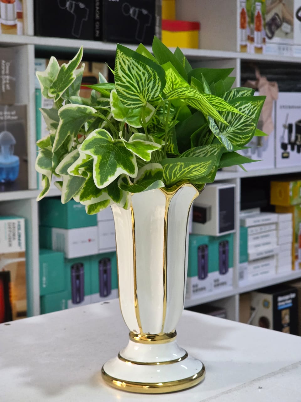 Gold luxury ceramic vase
