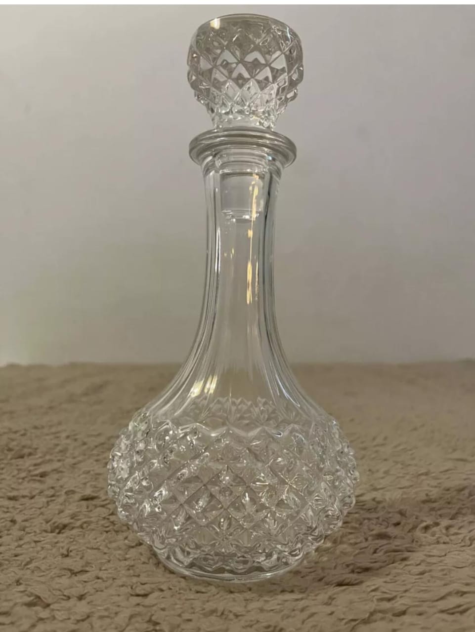 1L Thick glass whisky bottle with air tight Tot cork