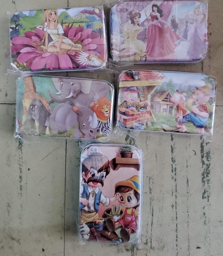 60 PC cartoon theme wooden Kids puzzle