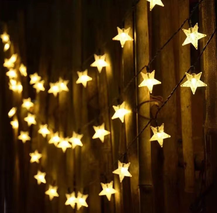 Solar powered outdoor star light