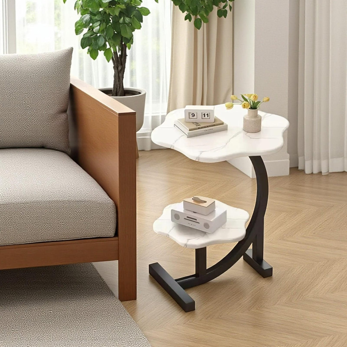 Wooden wavy top bottom metallic crescent frame