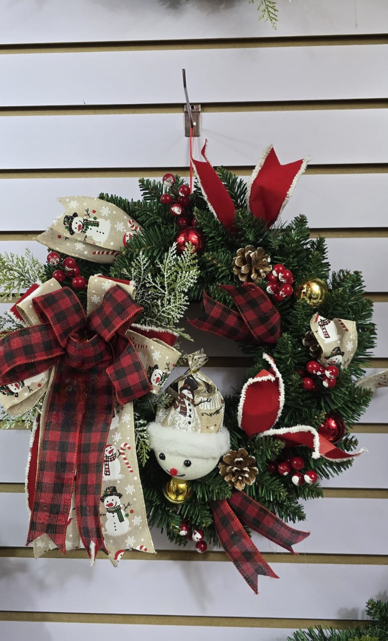 Christmas Wreaths with Decor