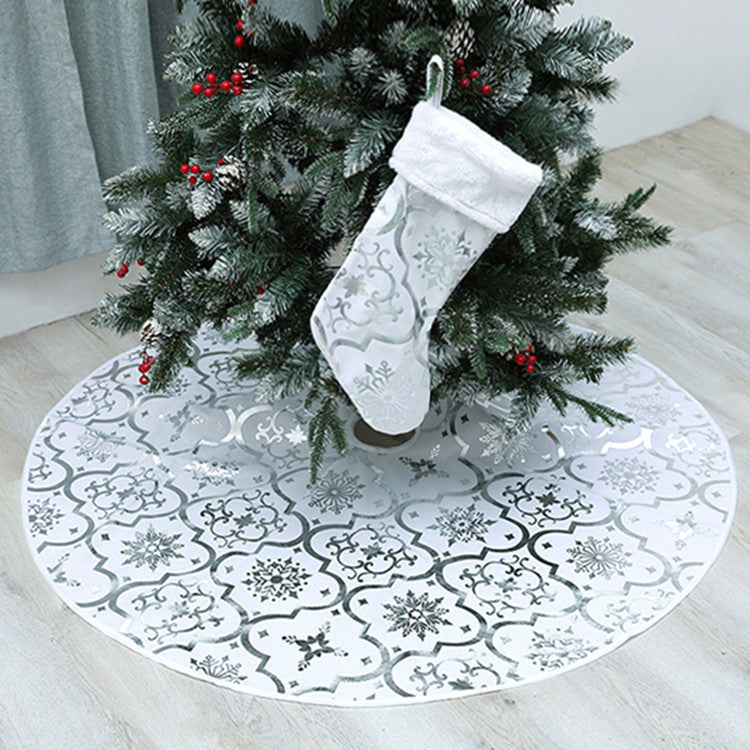 Premium Quality Christmas tree skirt and socks set