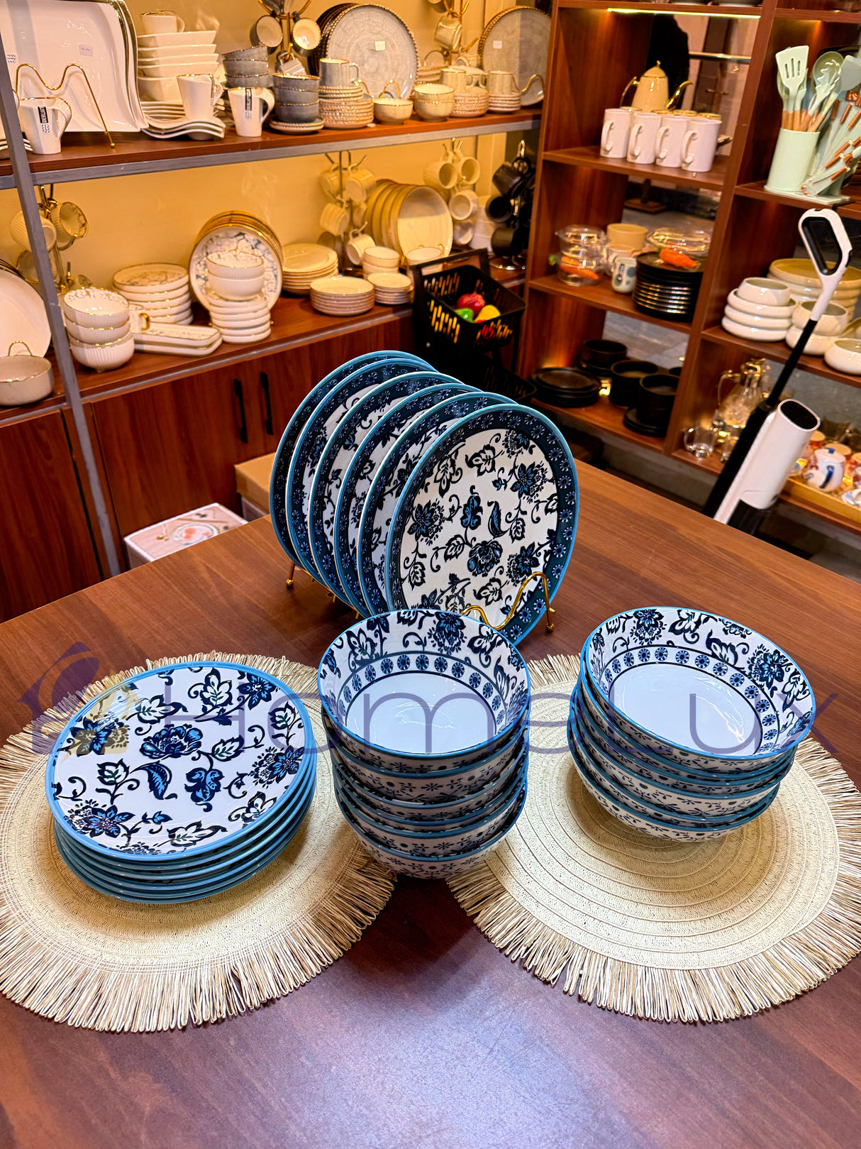 Danny Home Premium 24-Piece Porcelain Dinner Set | Plates & Bowls Set