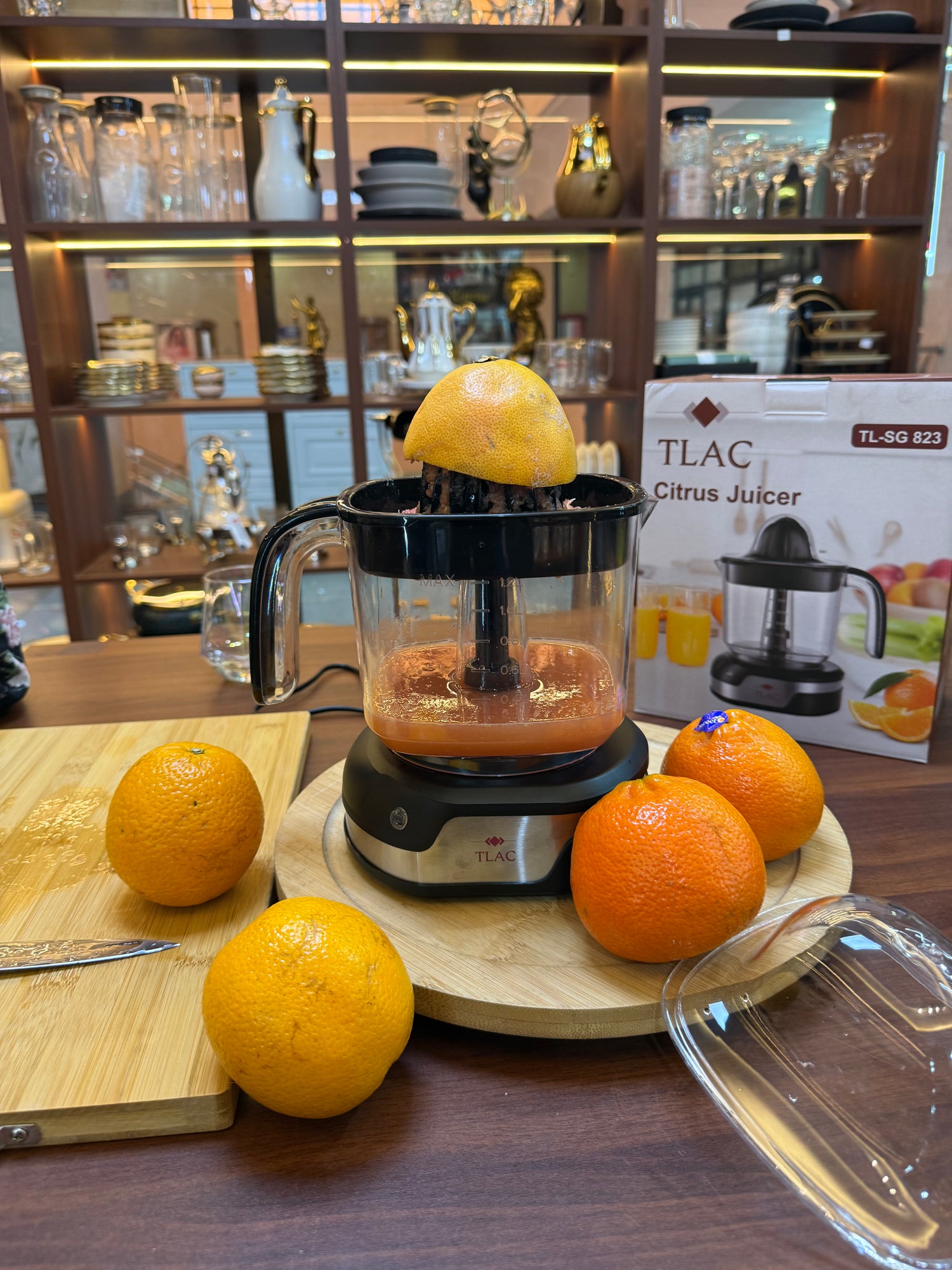 TLAC Citrus Juicer – Manual Lemon & Orange Squeezer with Comfort Grip – Durable Juice Press for Fresh Juice at Home, Café, Hotel