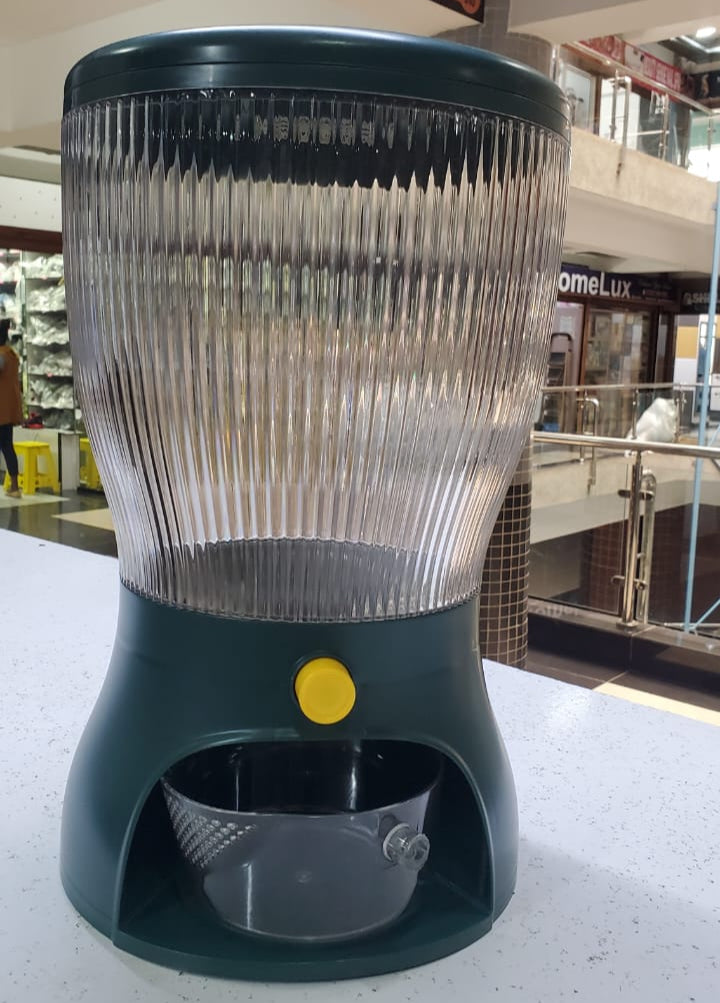 Large Capacity transparent rice and grain dispenser box