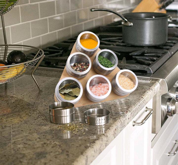 Magnetic spice rack 6pc