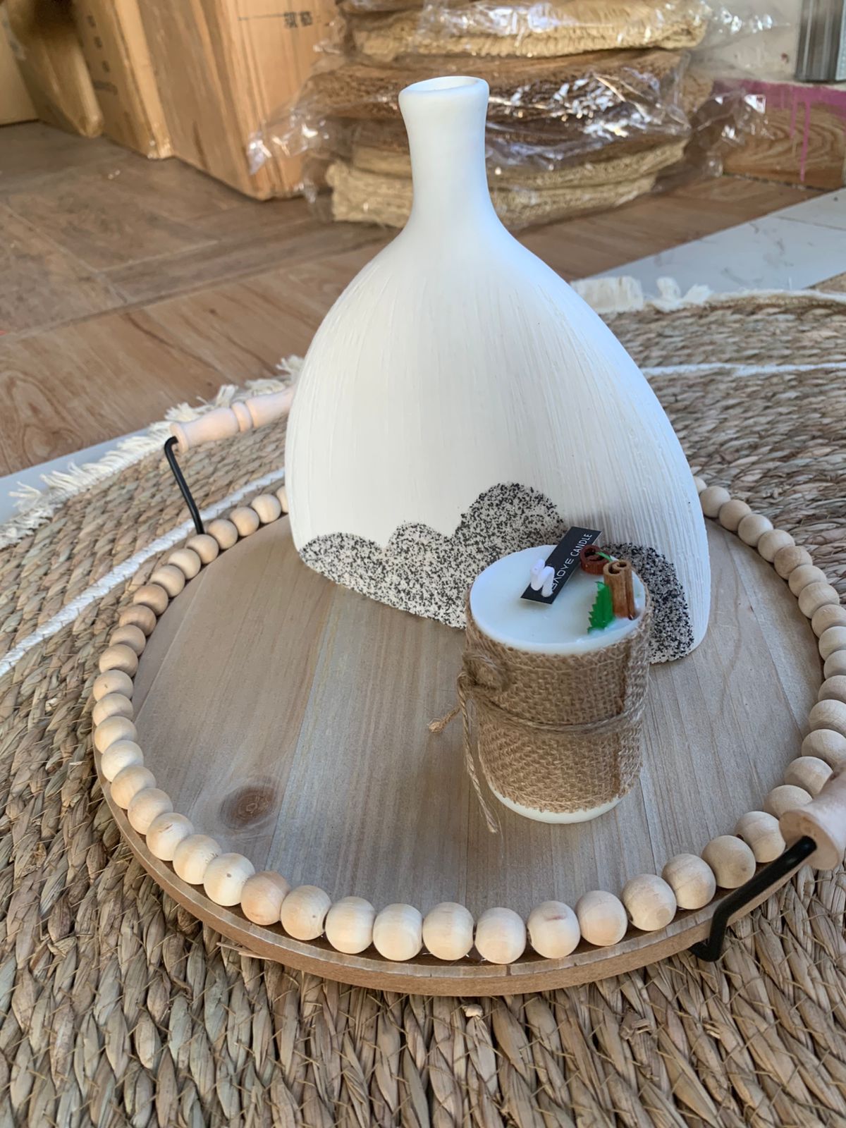 Modern Ceramic Vase - Fish-Tail Design