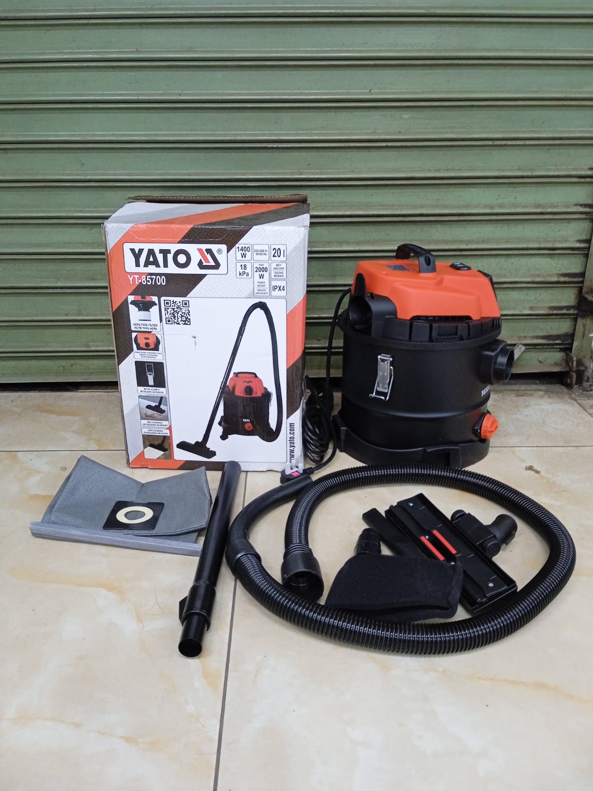 Yato 20L Wet Vacuum Cleaner 1400W Wet/Dry