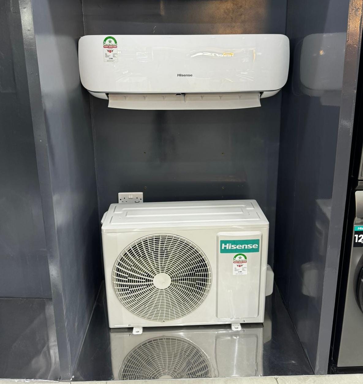 Air conditioner 12000ptu