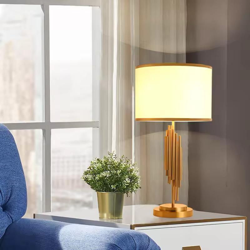 Nordic LED Iron Art Table Lamp Cafe Modern Restaurant Living Room Desk Lamp Bedroom Bedside Table Light Reading Decor Light