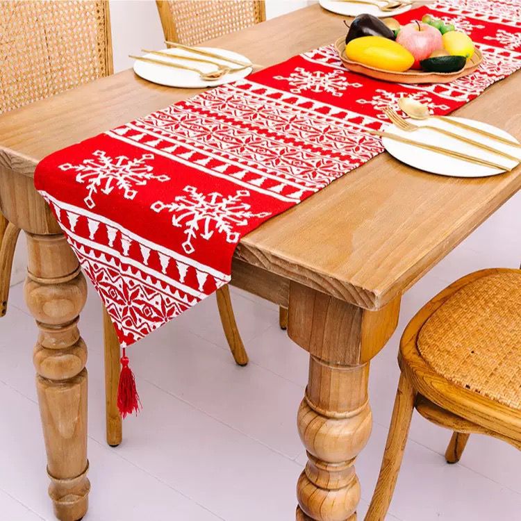 Christmas Table Runner | Festive Linen Table Cover | Holiday Dining Decoration