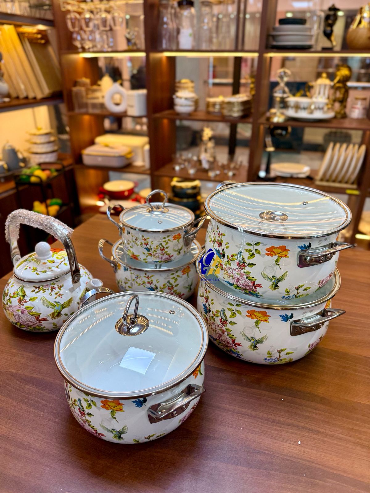 Signature Original Enamel Cookware Set with Kettle –Retro Floral Design, 6 Pieces