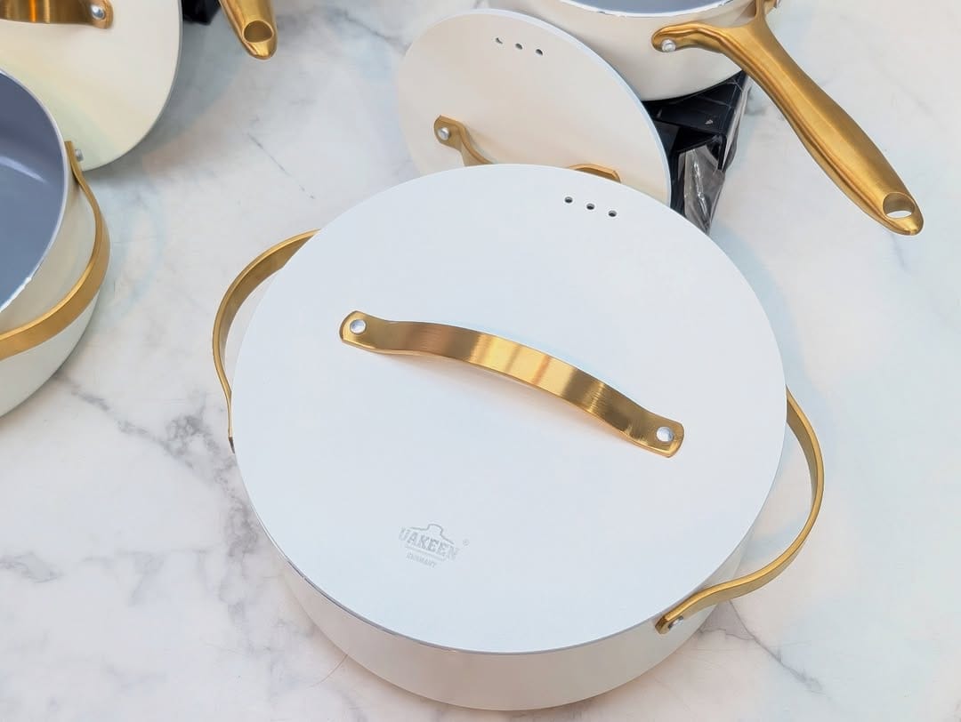 UAKEEN 8-Piece Ceramic Cookware Set PFOA Free, Induction Compatible