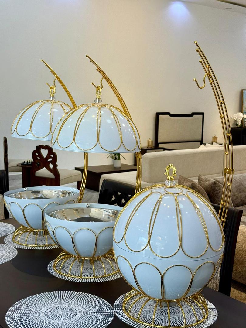 8 Litre Egg Shaped Chafing Dish with Transparent Lid and Built In Heating Stove for Buffet Food Warming