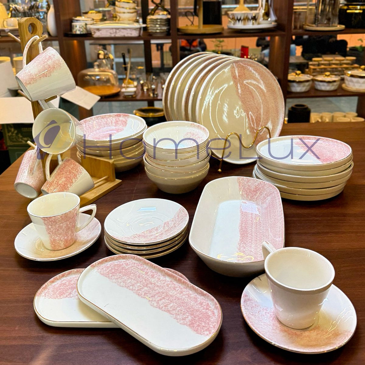 39pcs Elegant Double Glaze European Porcelain Dinner Set