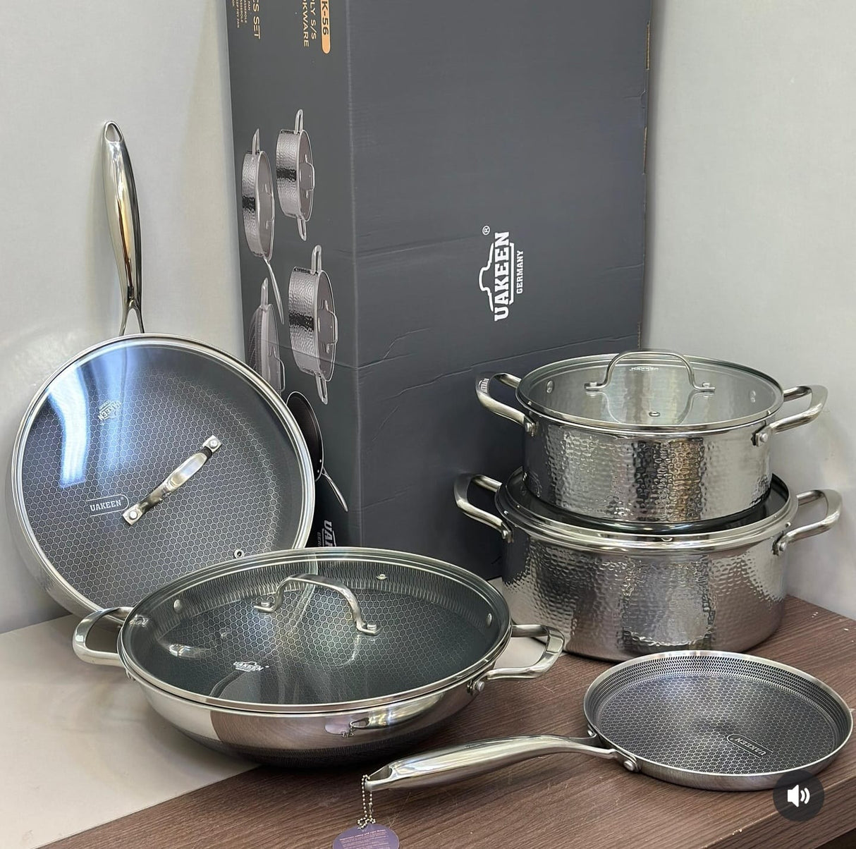 Uakeen 9PCS Tripply Stainless Steel Cookware Set | Hammered Design Pots, Wok & Frying Pans | Kenya