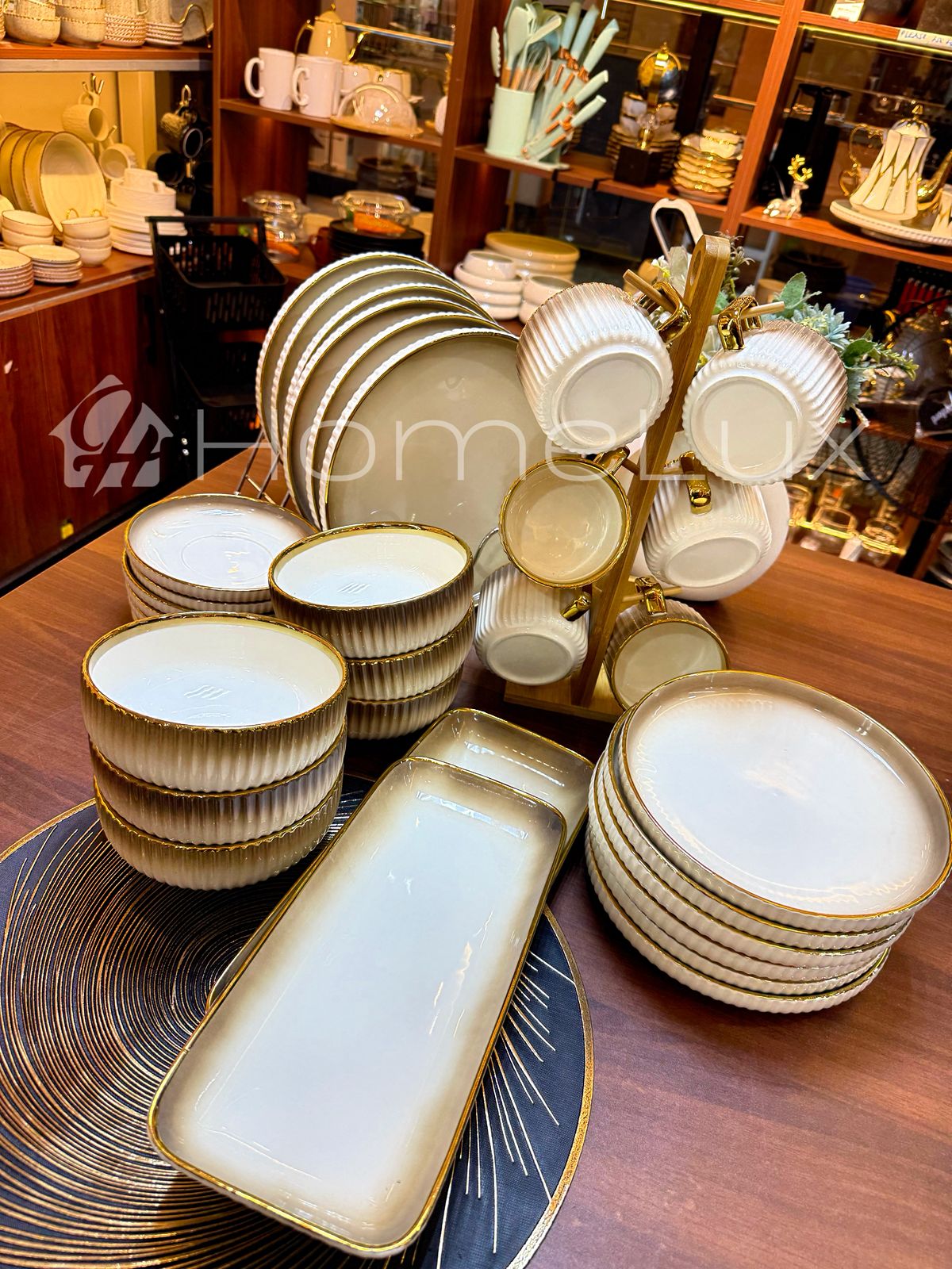 32pcs Porcelain Dinner Set (Elegant European Style) – 6 People