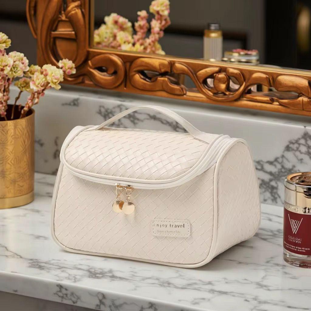 Leather Makeup & Cosmetics Organizer Travel Bag | Portable Vanity Bag