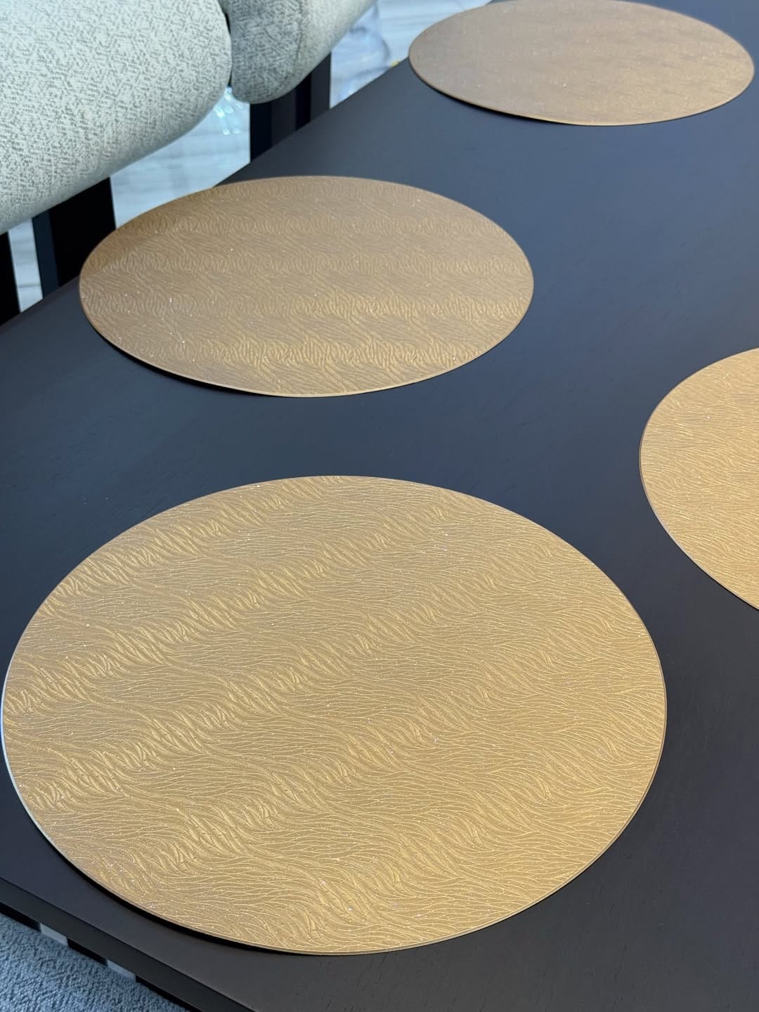 6pcs Modern Round Faux Leather PVC Placemats 38cm