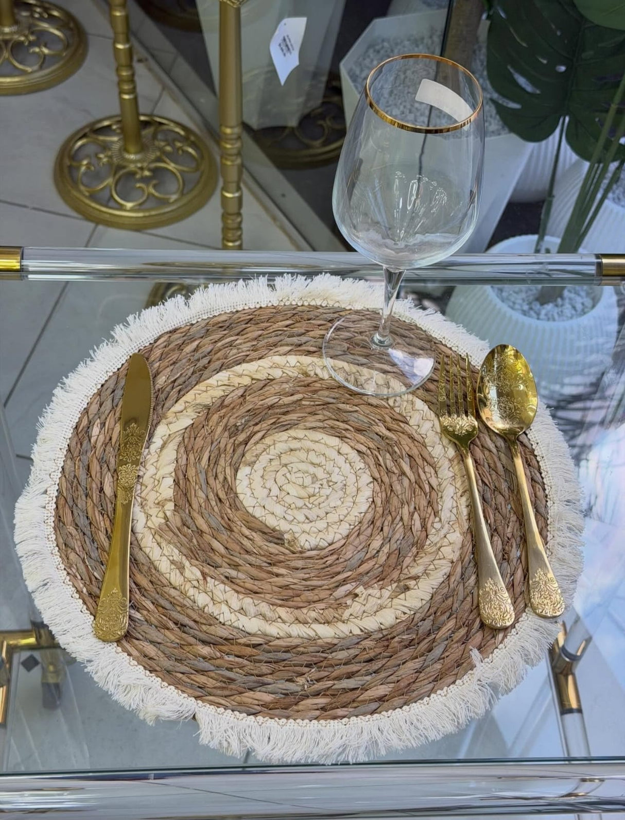 Woven Rattan Round Placemats with Tassels Set 6pcs 35cm