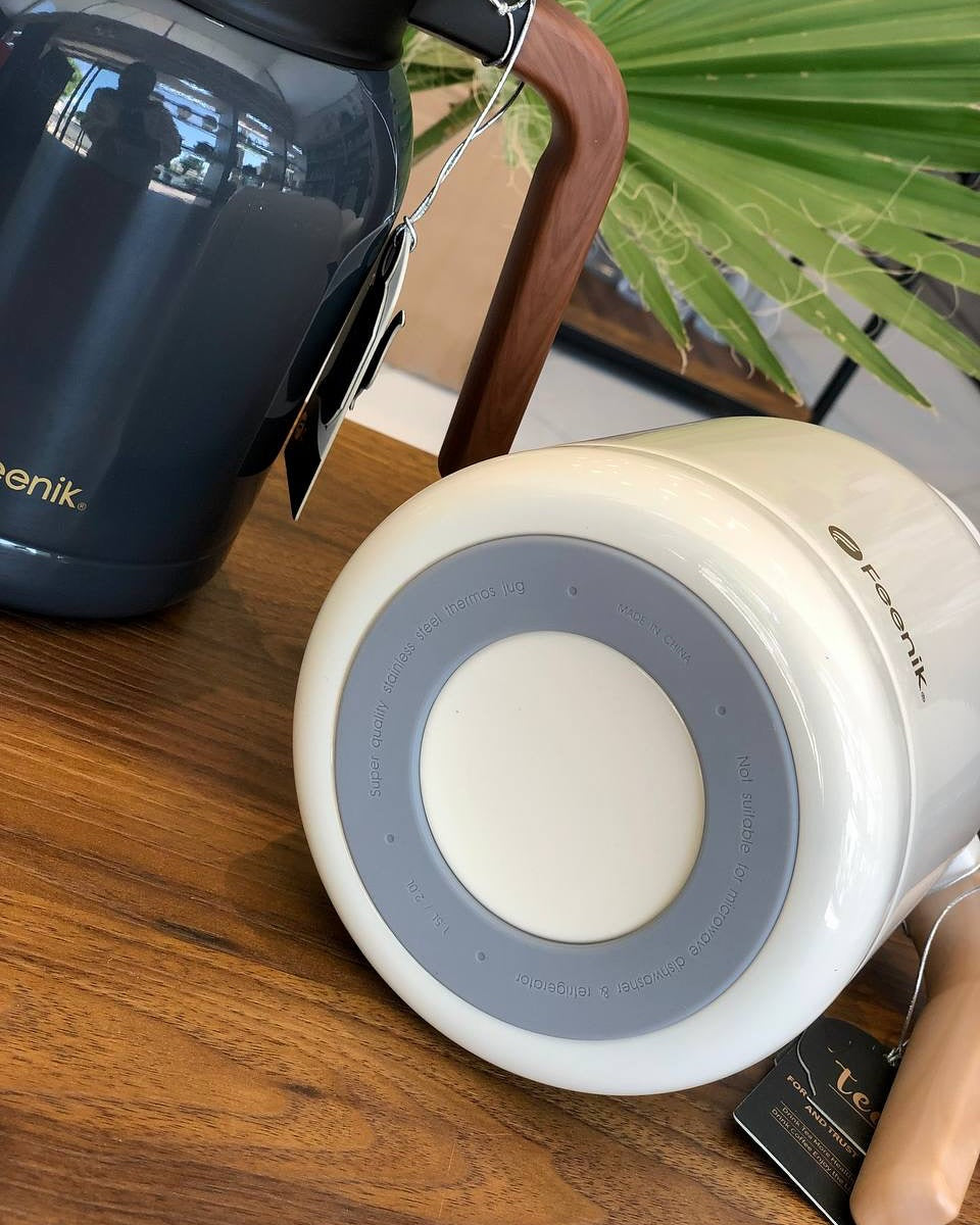 Feenik 2L Vacuum Flask | Unbreakable Insulated Flask, Keeps Hot 24 Hours