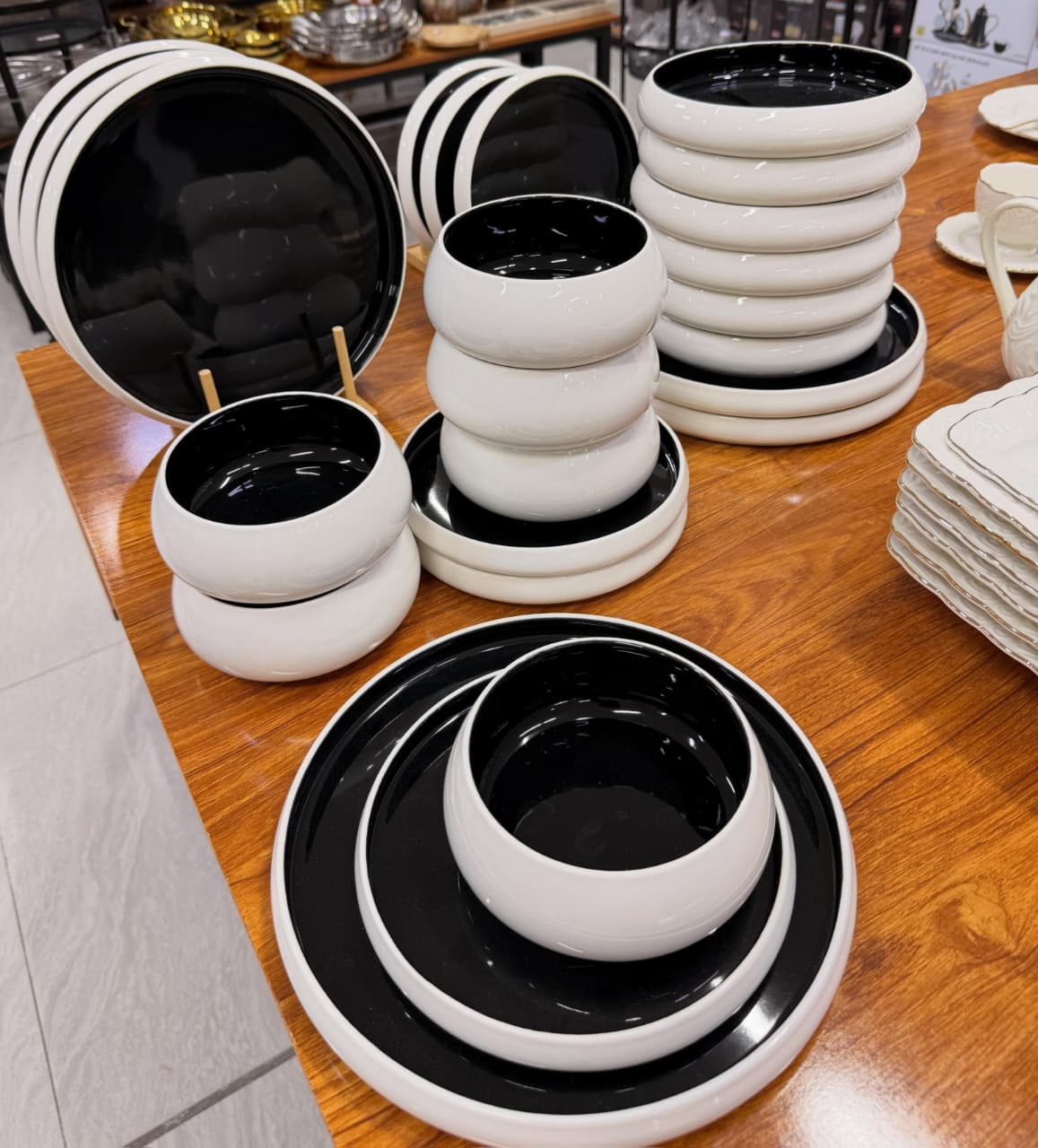 Premium White Ceramic Dinner Set 24 Piece – Double Glaze Dinner & Side Plates, Pasta & Soup Bowls, Service for 6