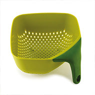 Joseph Joseph Square Colander medium 21cm in green with non-slip vertical handle