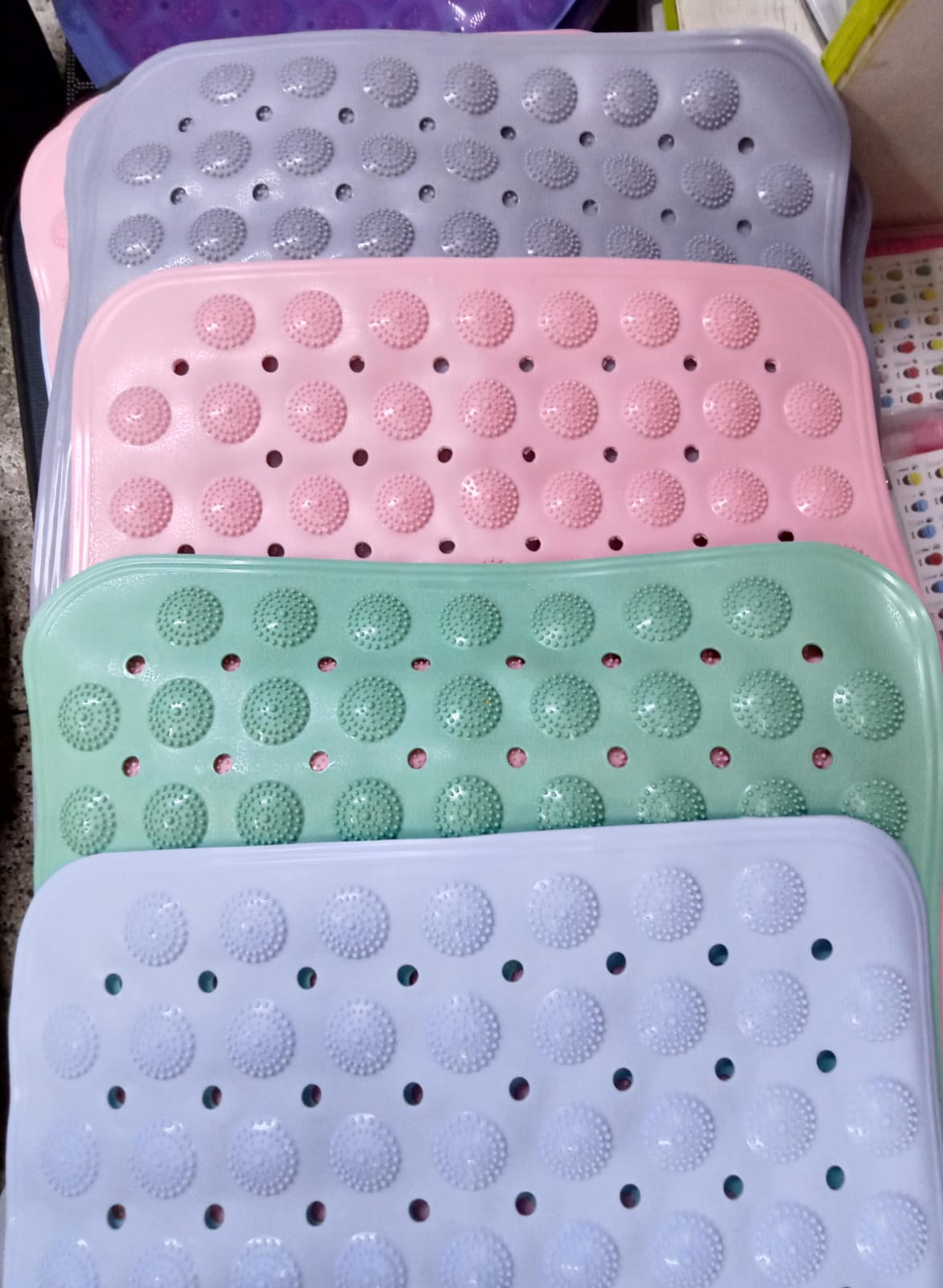 Extra Long Anti Slip Bath room/tub mat