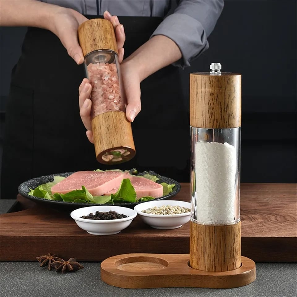 Manual spice/paper grinder