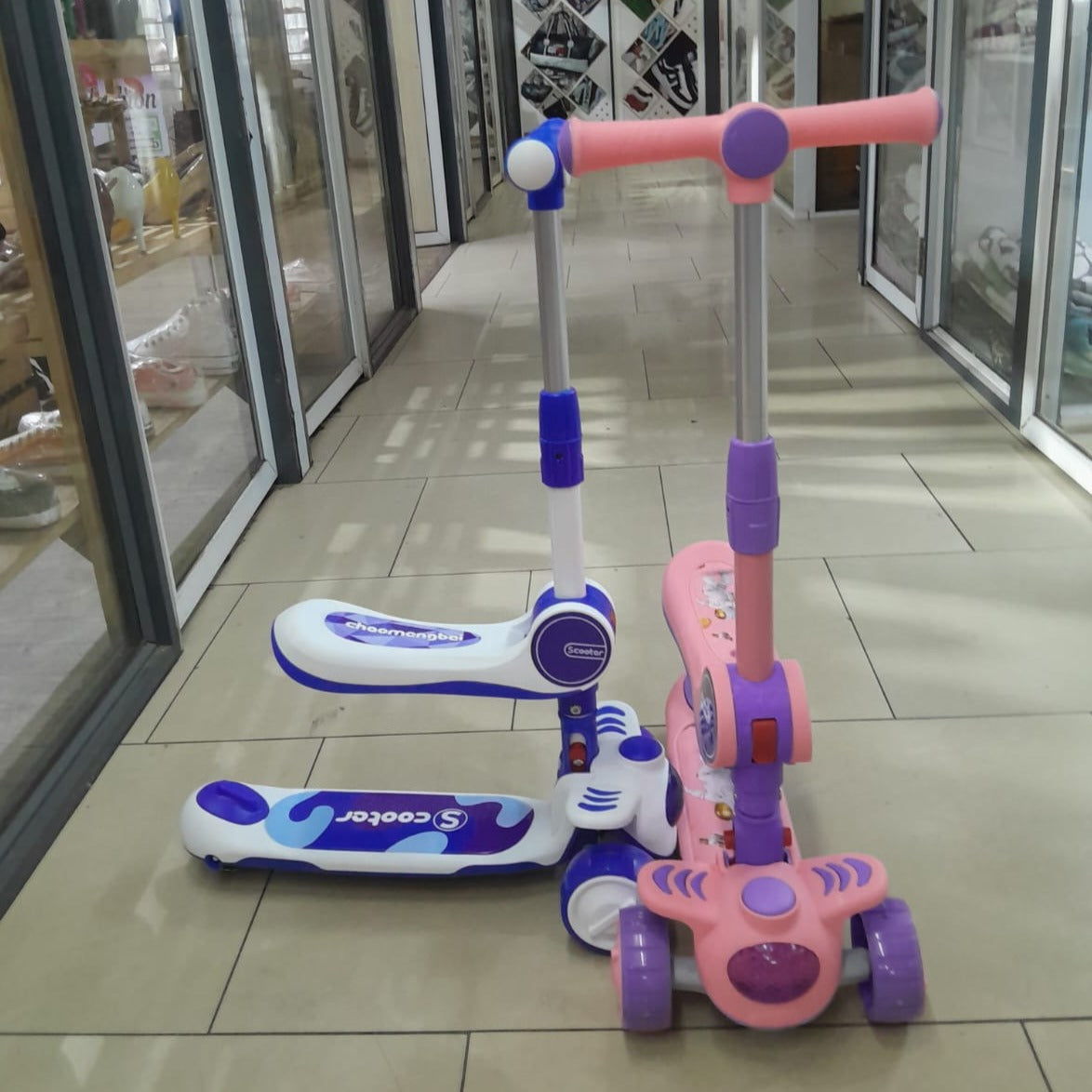 Kids scooter with a seat