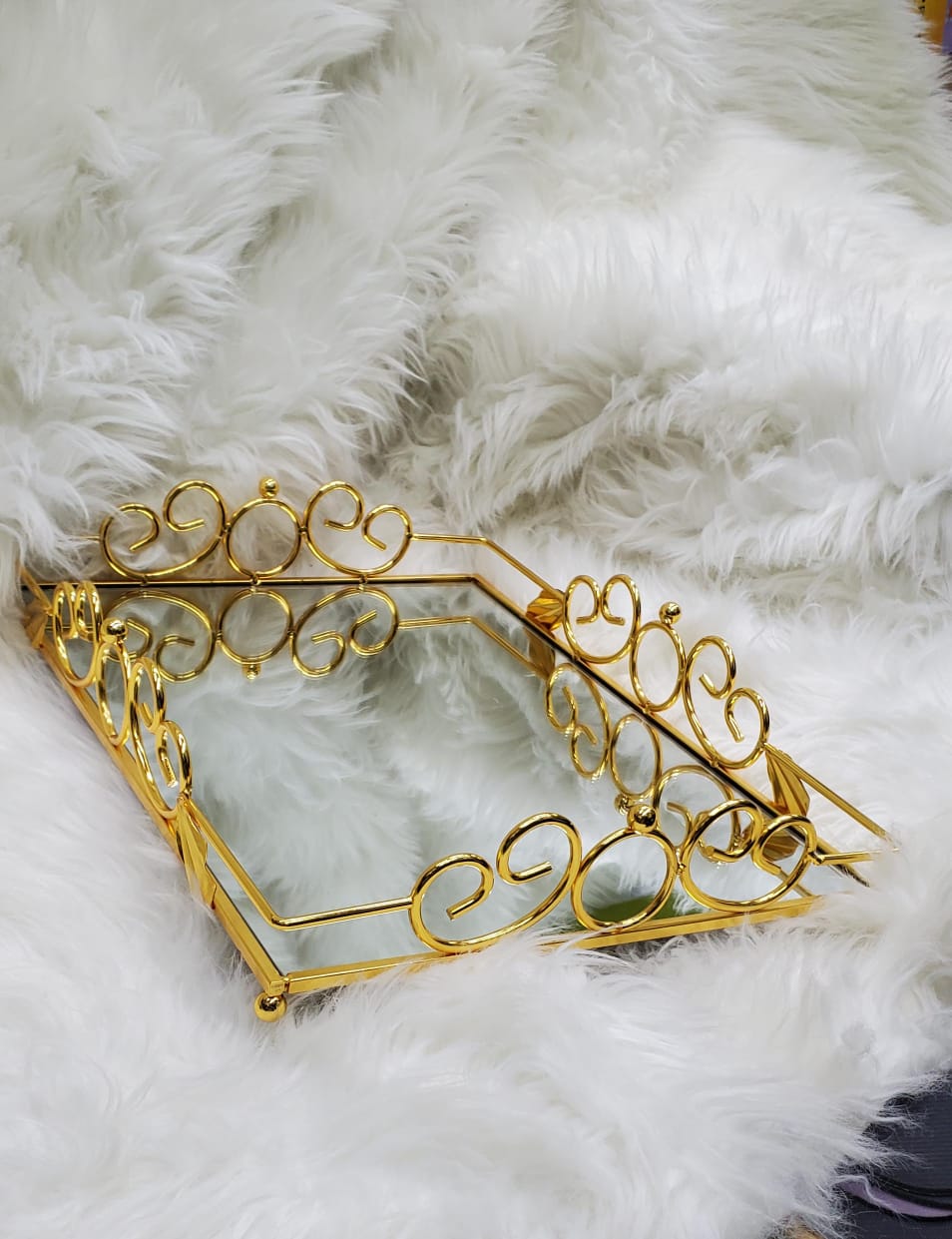 Decorative dining /cosmetics vanity tray