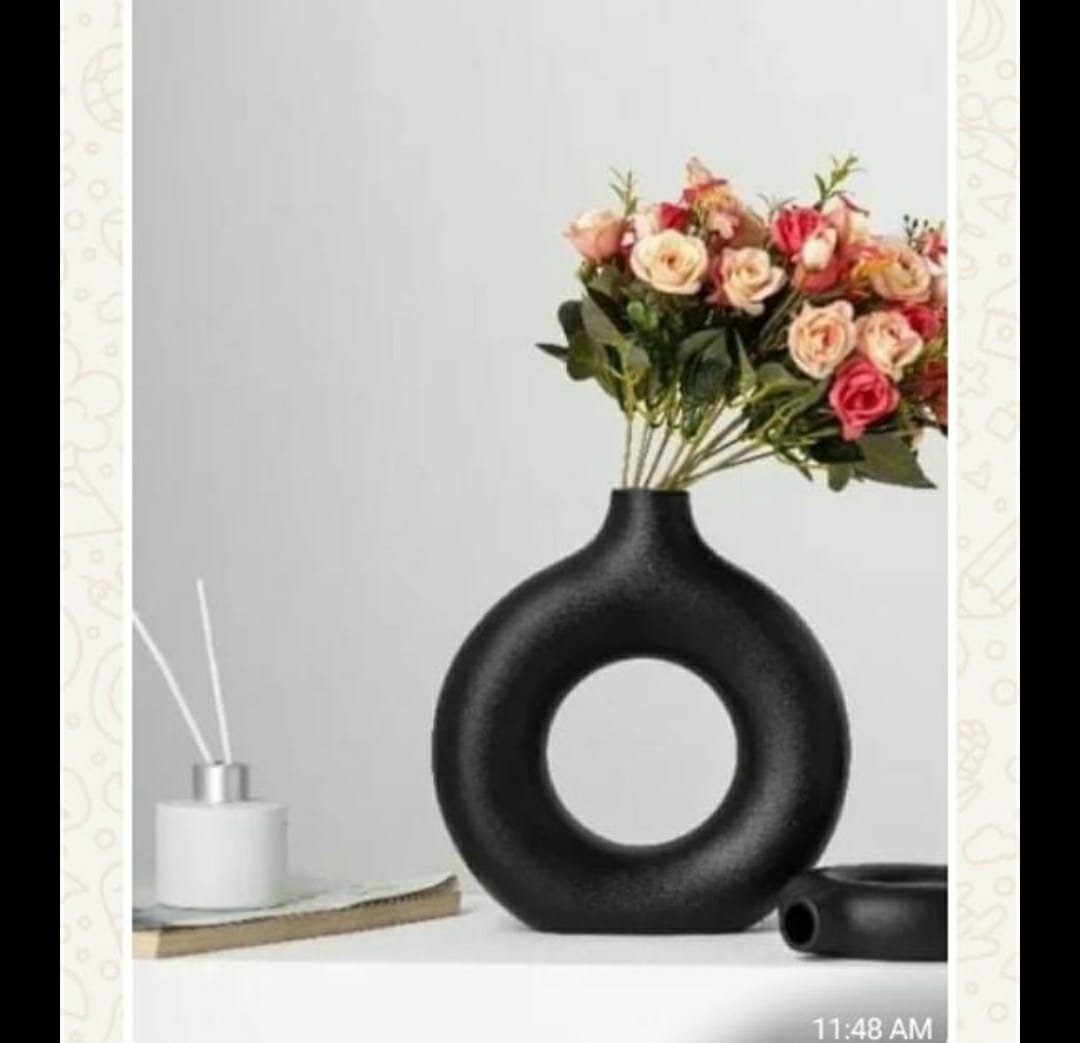 Doughnut Vase