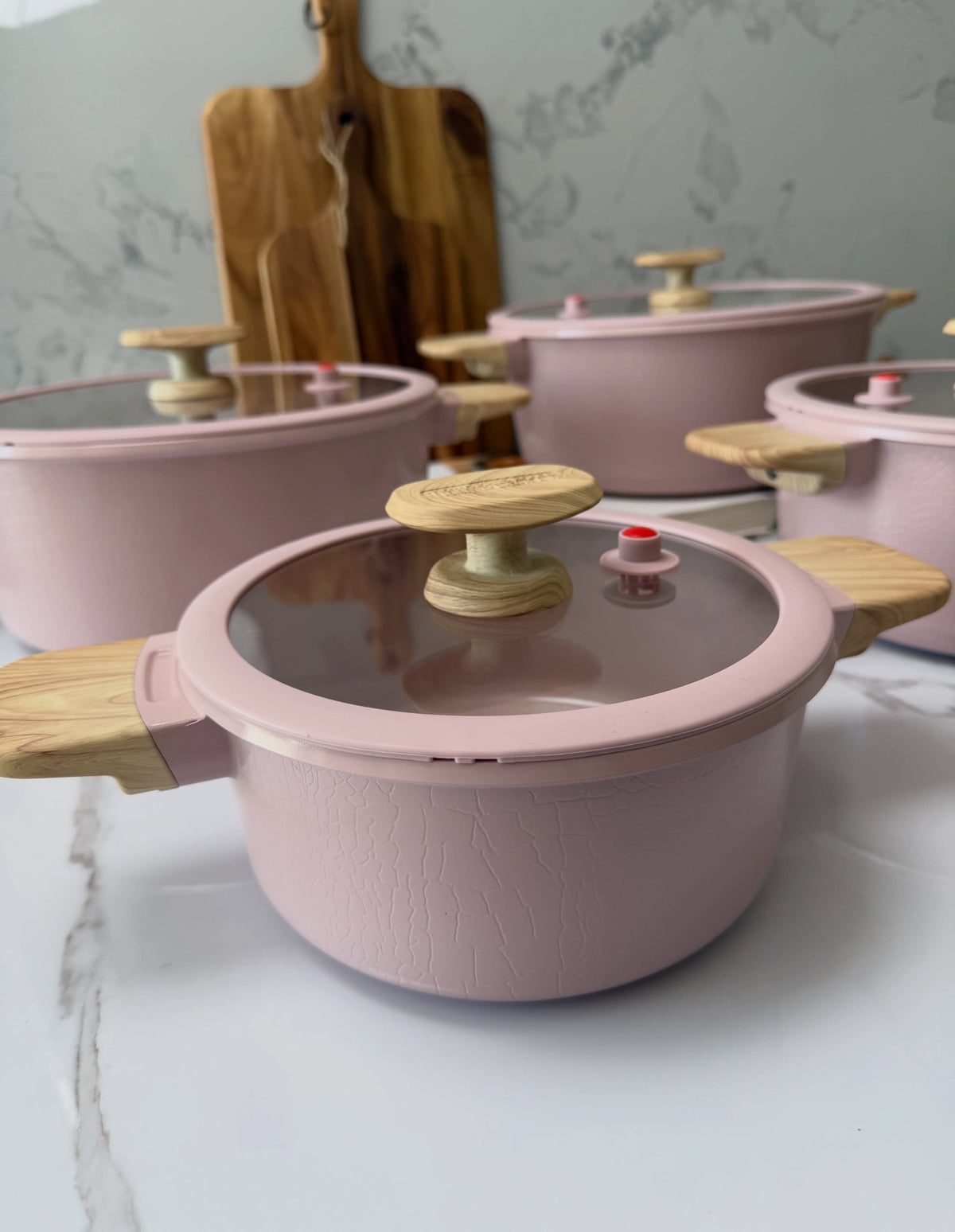 MGC Crocodile pink casseroles with wooden handles