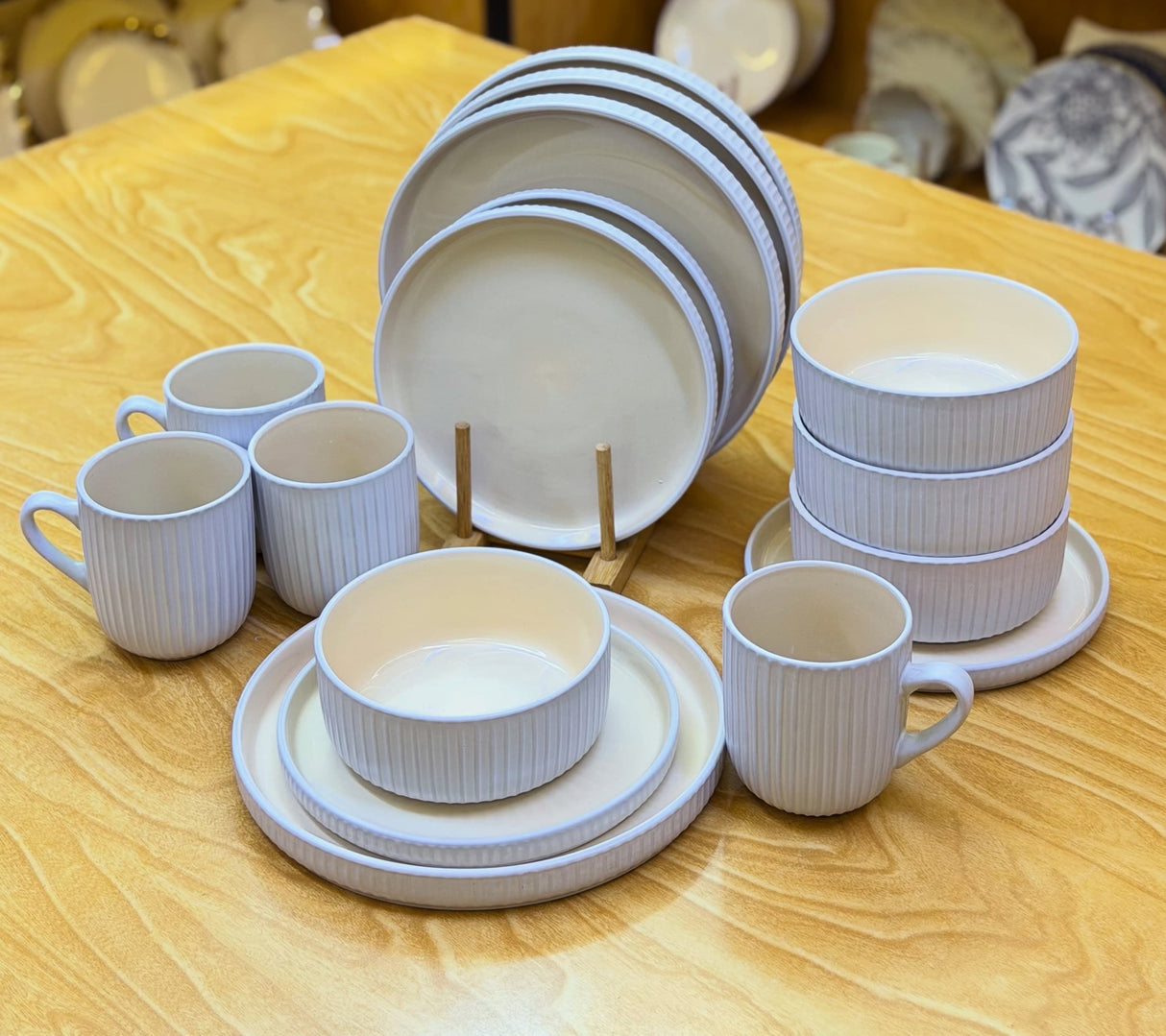 24pc White Double-Glazed Ceramic Dinner Set – Service for 6, Dinner Plates, Side Plates, Soup Bowls & 450ml Mugs Kenya