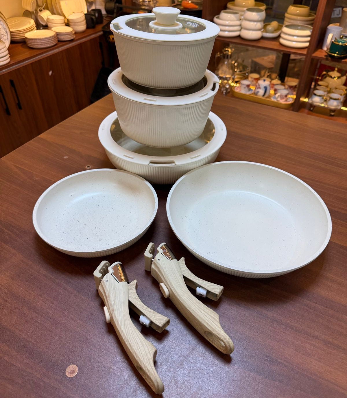 Uakeen Ceramic 10-Piece Cookware Set with Removable Handles