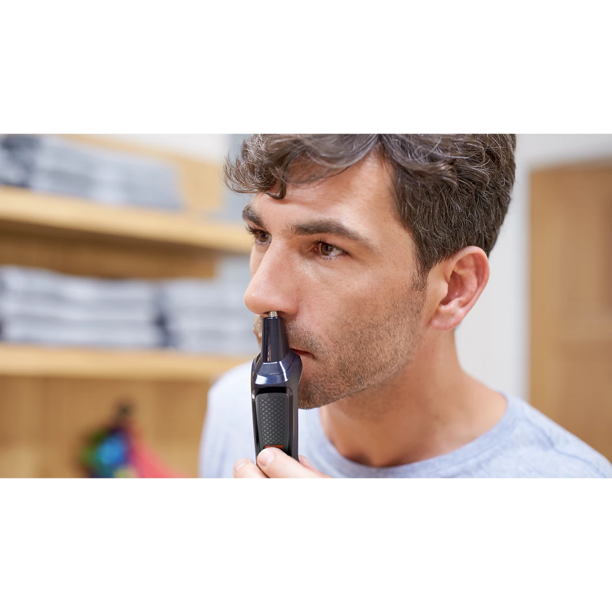 Philips Multigroom 6-in-1 Grooming Set - Trimmer, Nose & Ear Trimmer, Beard & Stubble Combs, Self-Sharpening Blades