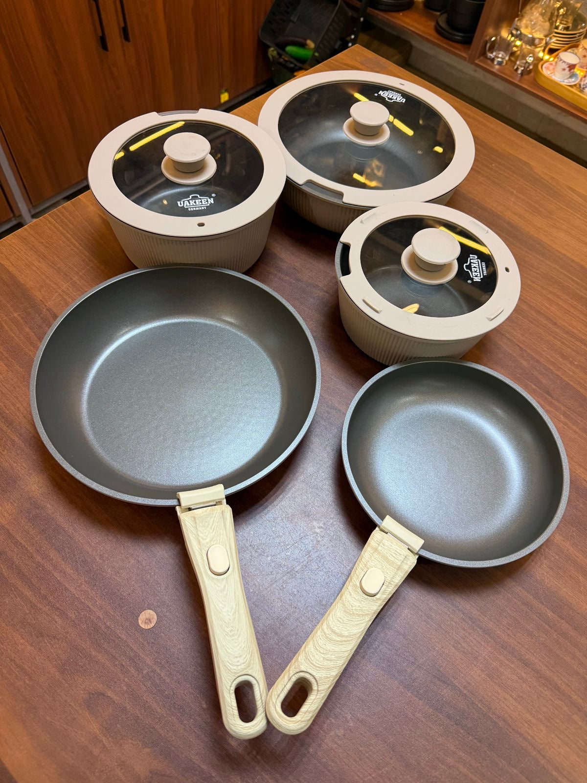 Uakeen Ceramic 10-Piece Cookware Set with Removable Handles